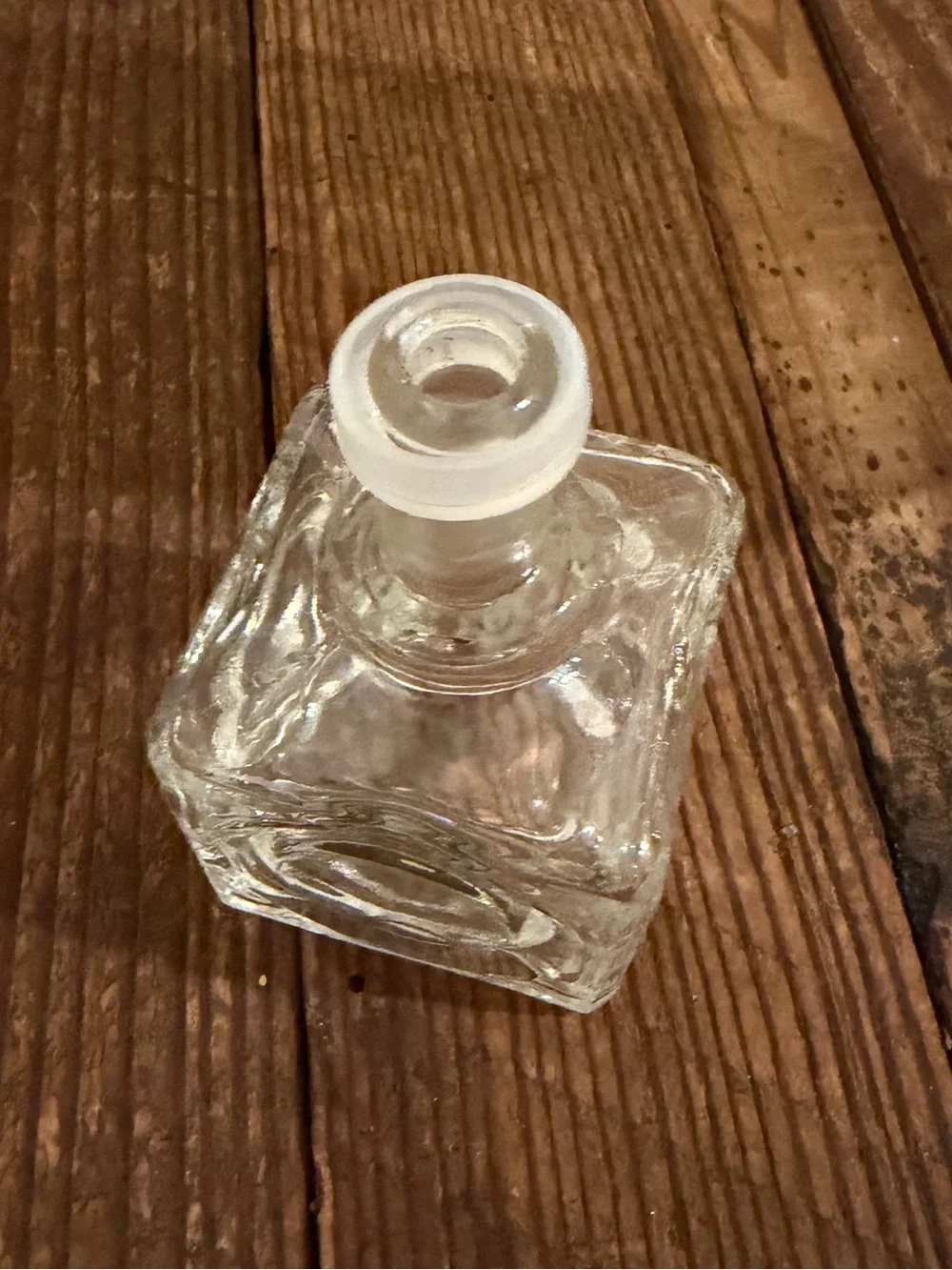 Vintage Barware Clear Glass Decanter with Circular Pattern